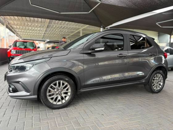FIAT ARGO 1.3 FIREFLY FLEX TREKKING MANUAL FIAT ARGO 1.3 FIREFLY FLEX TREKKING MANUAL